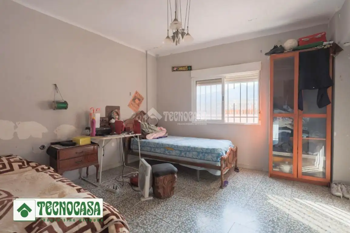 Bedroom of Flat for sale in Adra