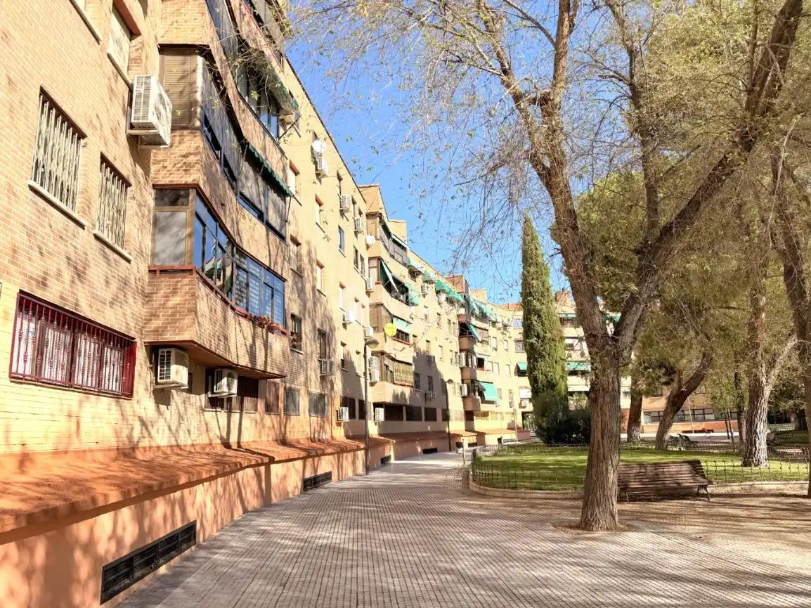 Piso con ascensor en venta en San Nicasio - Campo de Tiro - Solagua