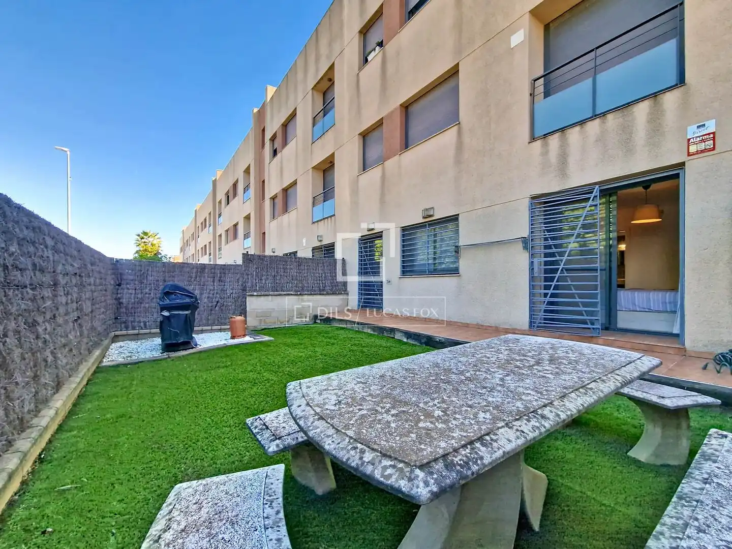 Piso con piscina en venta en Les Salines - Pla de Sant Pere, imagen 2
