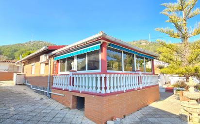 Außenansicht von Haus oder Chalet zum verkauf in Canyelles mit Terrasse, Schwimmbad und Balkon