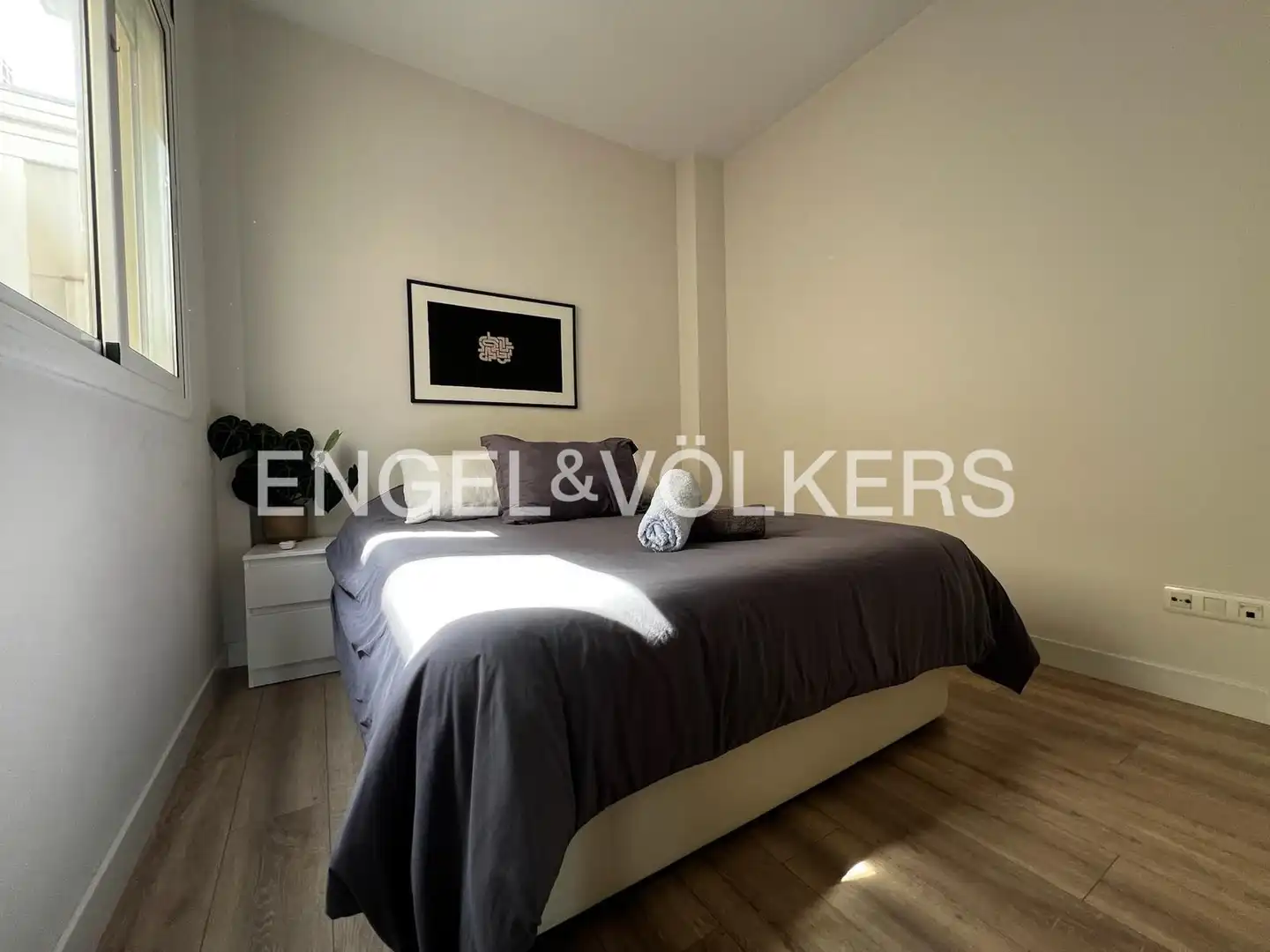 Schlafzimmer von Dachboden zum Verkauf in Barcelona mit Klimaanlage, Heizung und Parkett