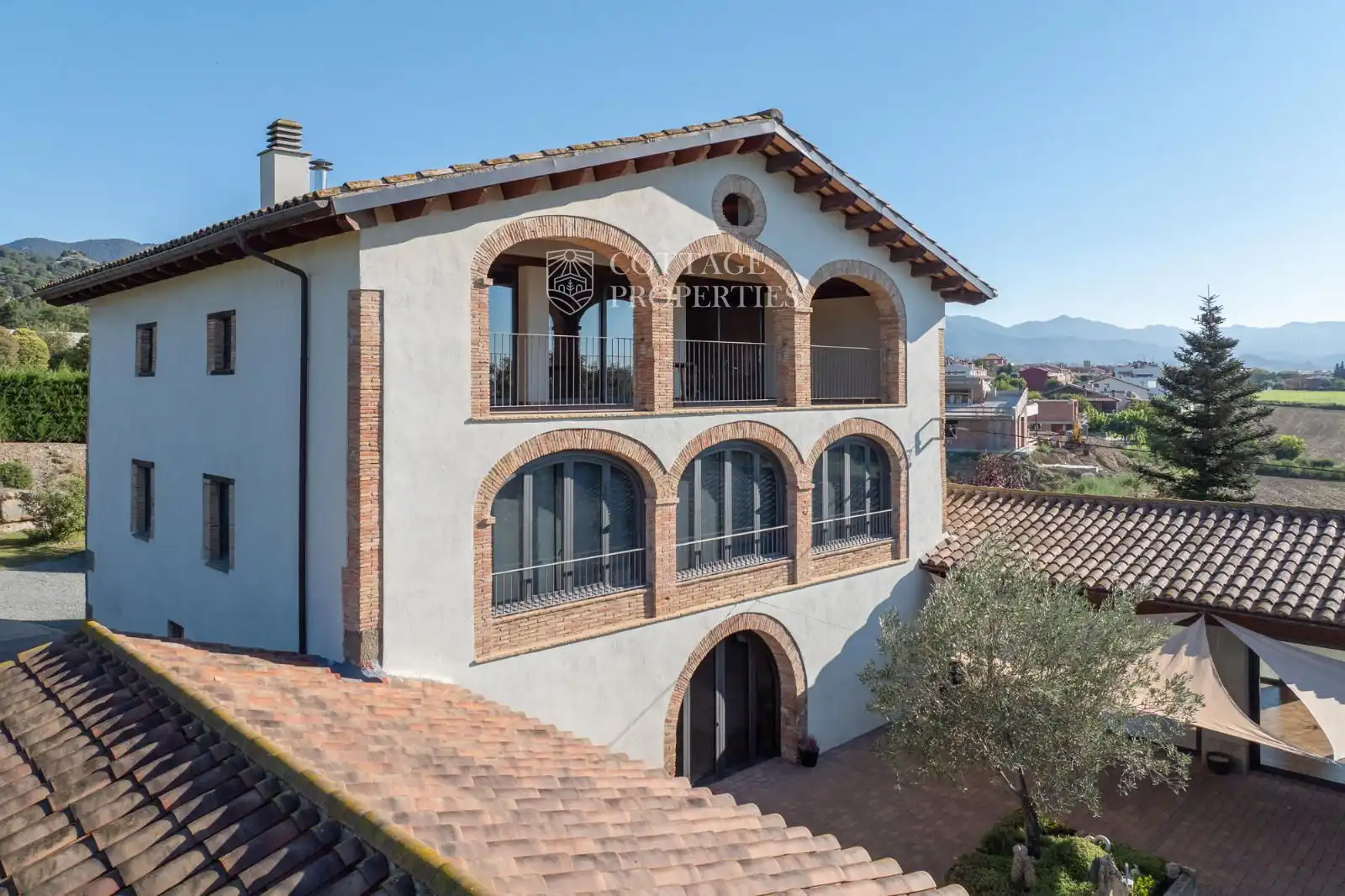 Außenansicht von Country house zum Verkauf in Torelló mit Terrasse und Möbliert