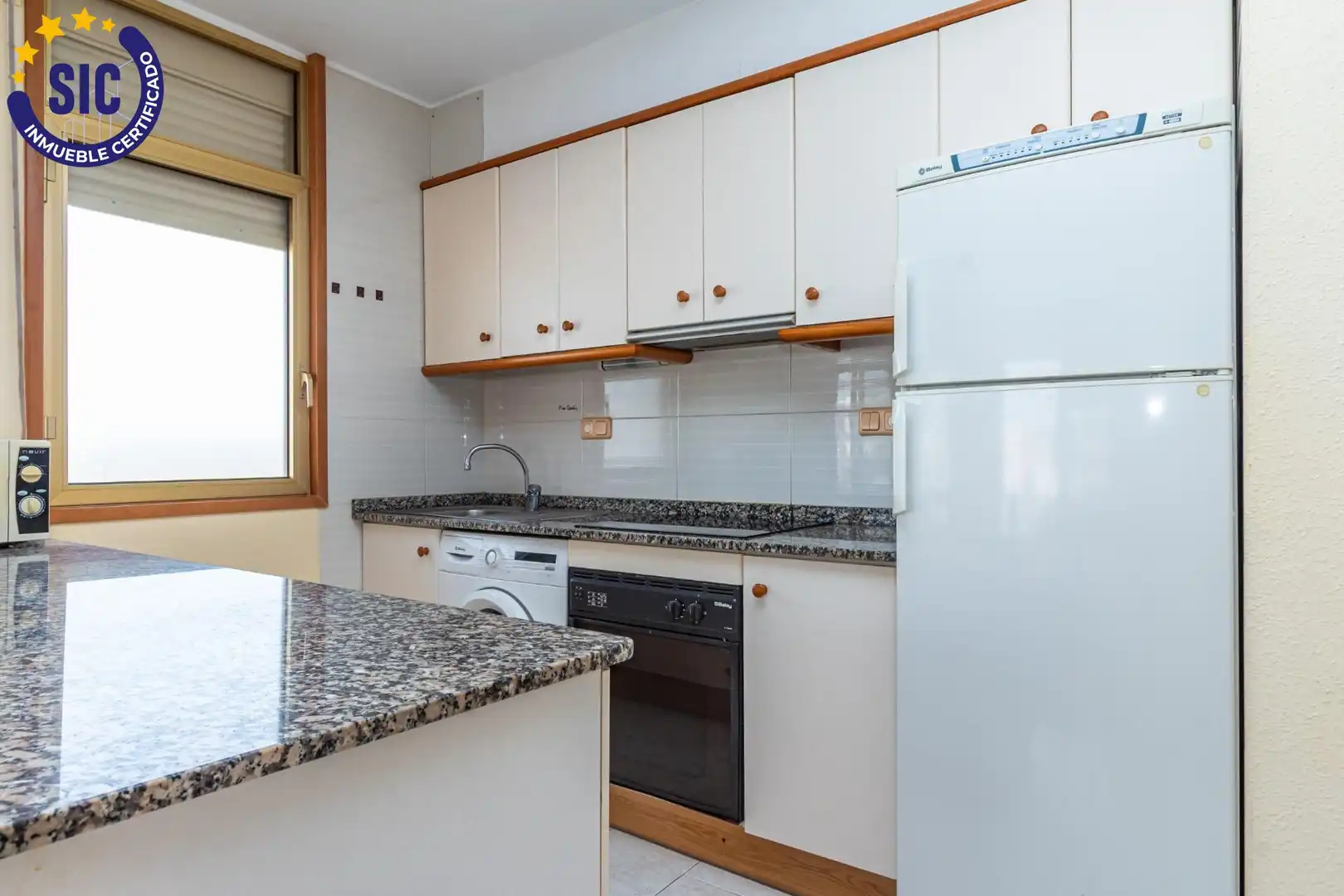 Cuina de Apartament en venda en Peñíscola / Peníscola amb Terrassa, Moblat i Piscina comunitària