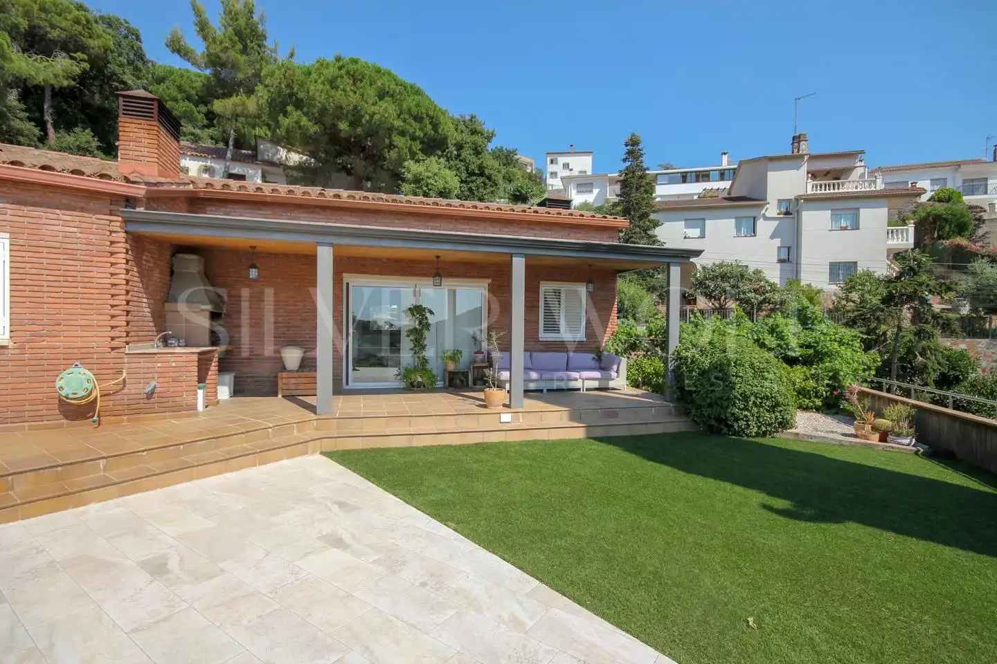 House with pool for sale in calle Santa Fe, imagen 3