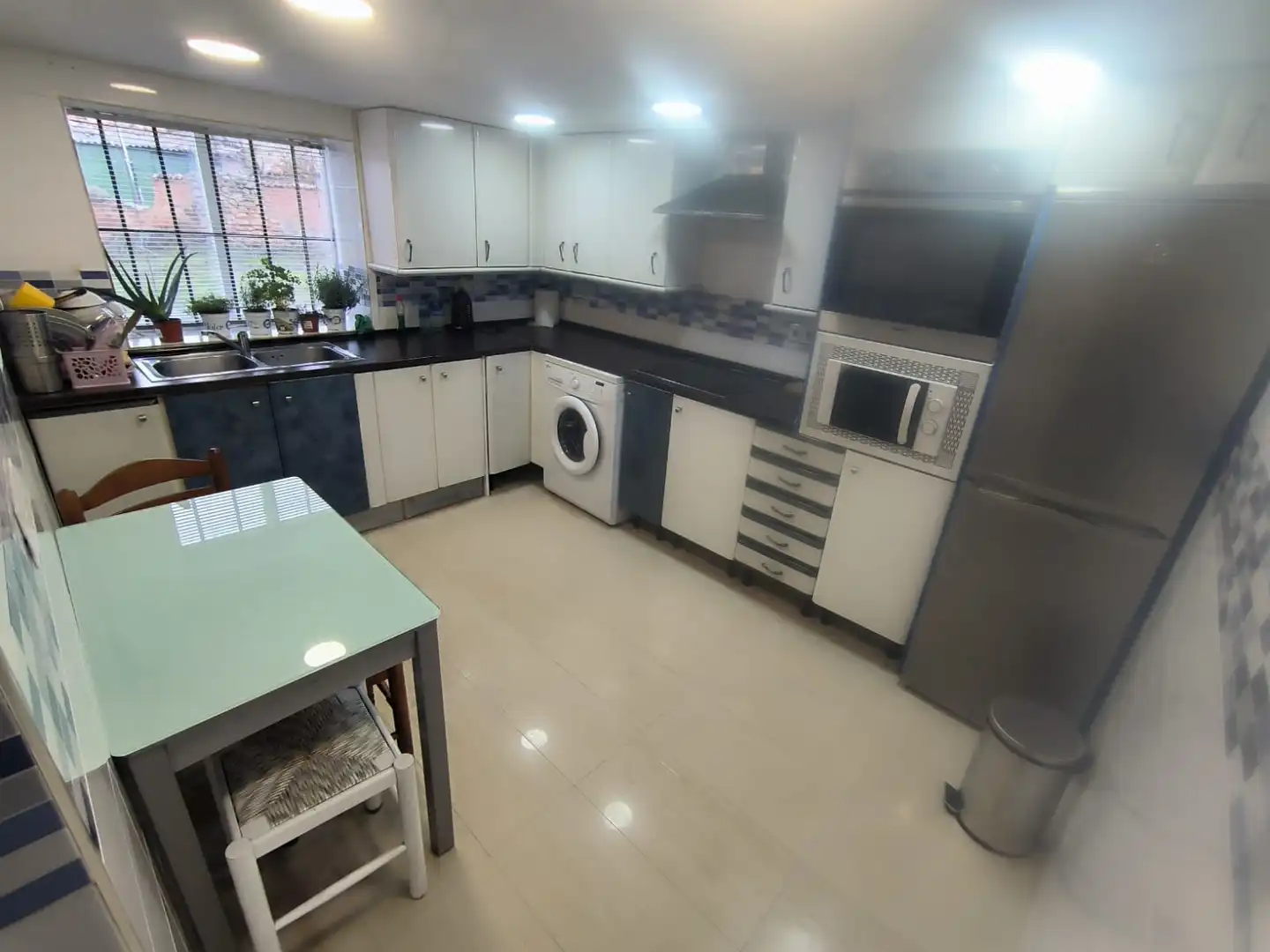 Cocina de Casa o chalet en venta en Melgar de Fernamental con Calefacción, Jardín privado y Trastero