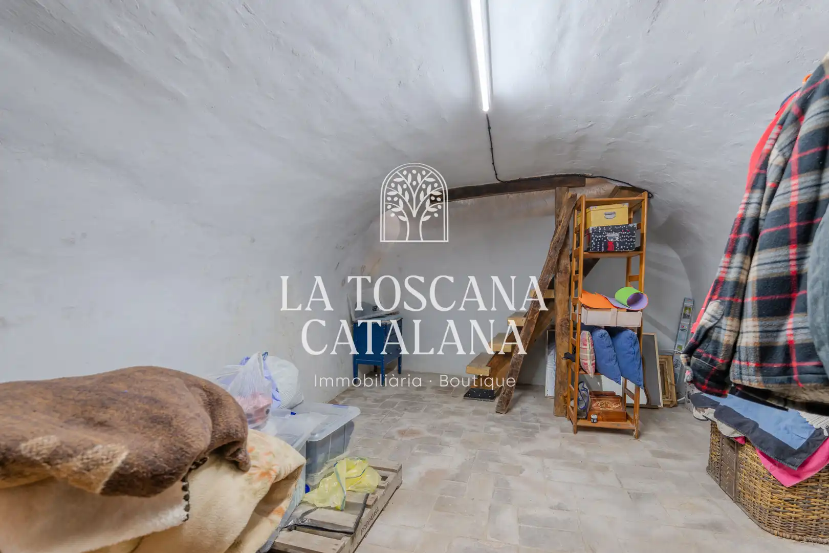 Finca rústica en venta en Sales de Llierca con Aire acondicionado, Calefacción y Jardín privado