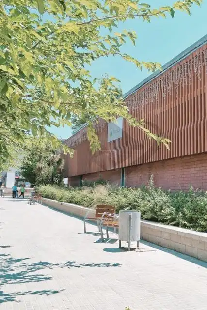 Vista exterior de Ático en venta en Badia del Vallès con Calefacción y Balcón