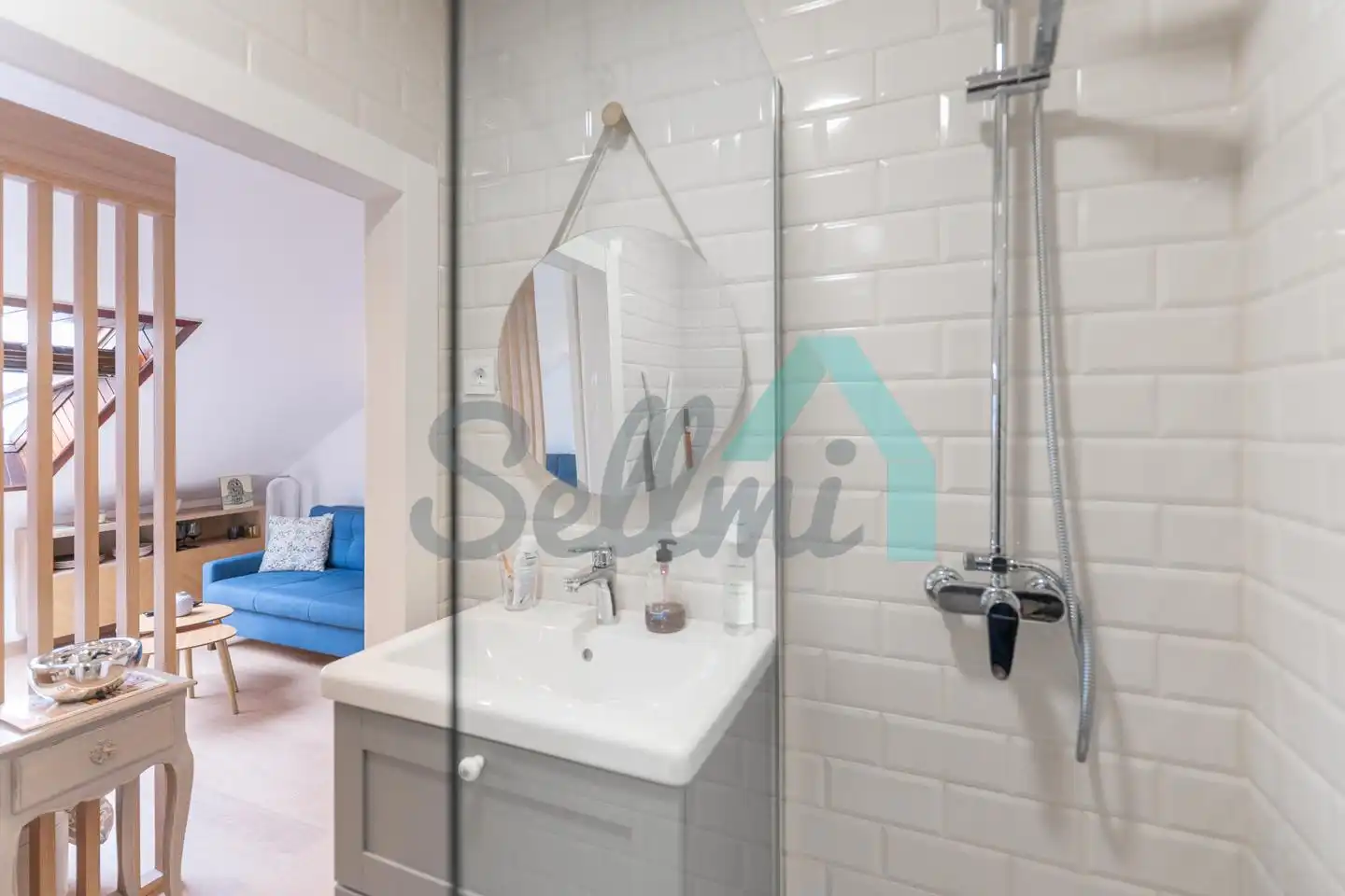 Baño de Estudio de alquiler en Oviedo  con Calefacción, Amueblado y Internet