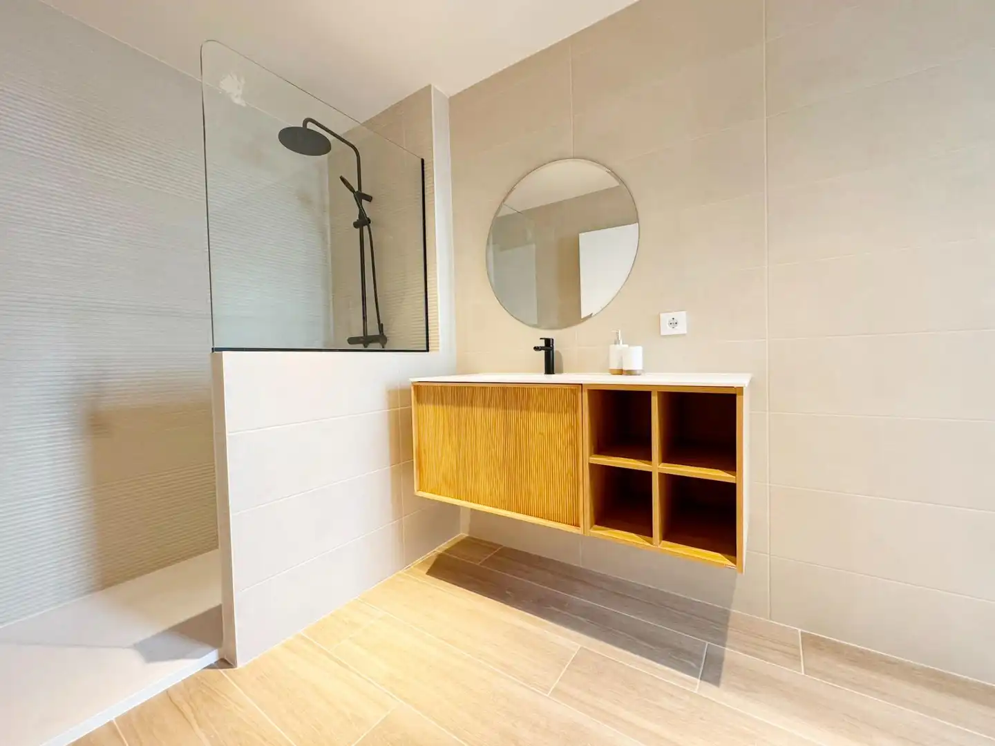 Bathroom of Flat for sale in Dénia  with Air Conditioner, Heating and Furnished