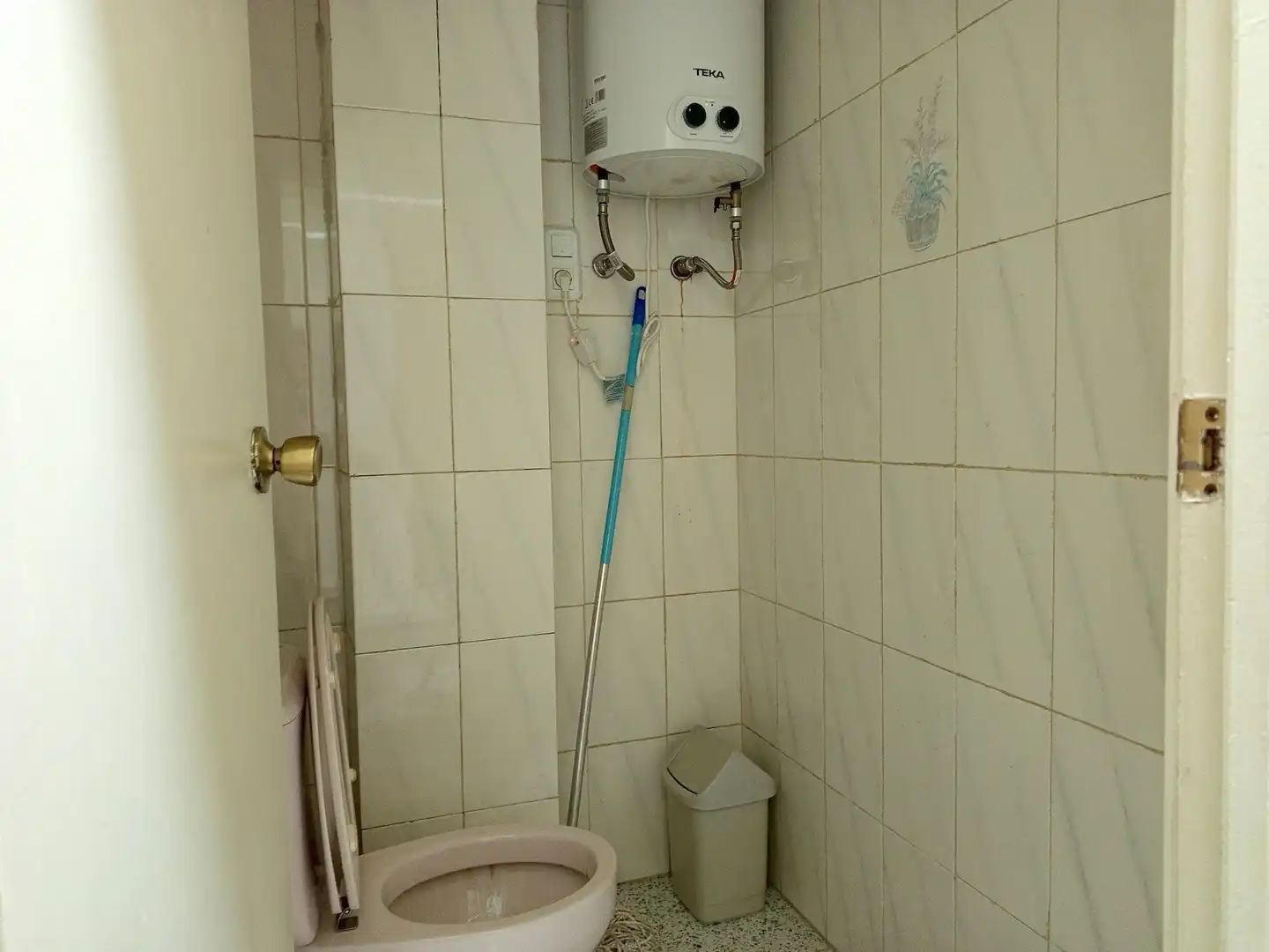 Bany de Local en venda en Zaragoza
