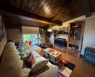 Living room of Single-family semi-detached for sale in Oviedo   with Heating, Private garden and Parquet flooring