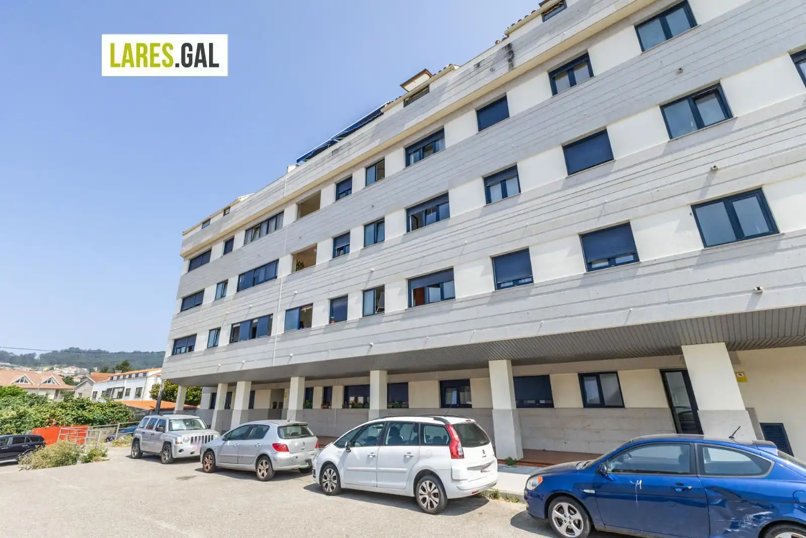 Piso en venta en Cangas  con Trastero