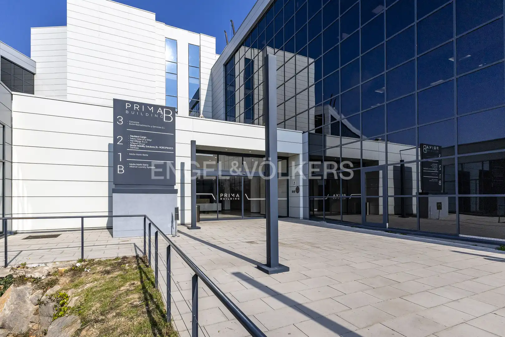 Vista exterior de Oficina de lloguer en El Prat de Llobregat