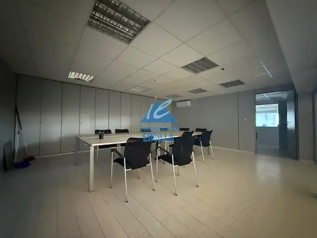 Fabrikhallen zur Miete in Abadiño 