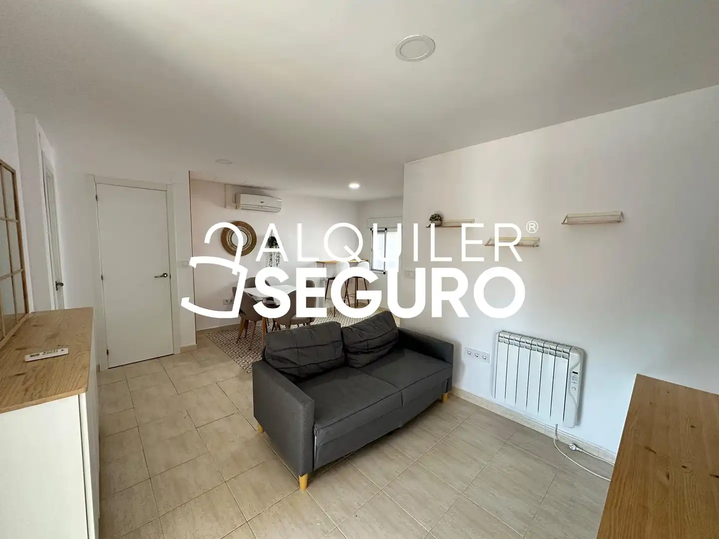 Vista exterior de Piso de alquiler en Madrid con Aire acondicionado, Calefacción y Amueblado