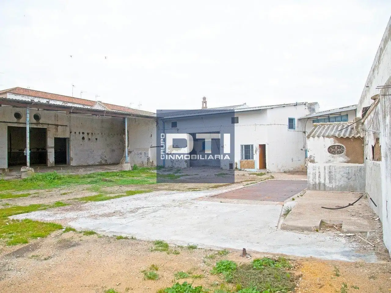 Nave industrial in vendita a Carmona, imagen 3
