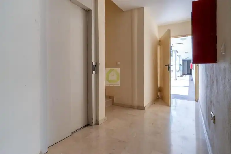 Piso en venta en Reina Mora, imagen 3
