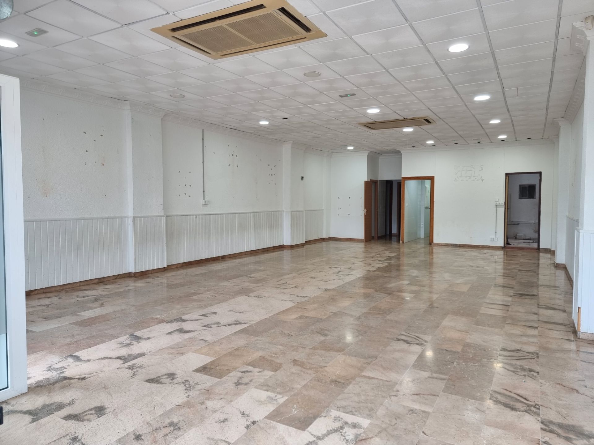 Premises for sale in Calle Juan XXIII, 62, La Serranica - Sagrado Corazón