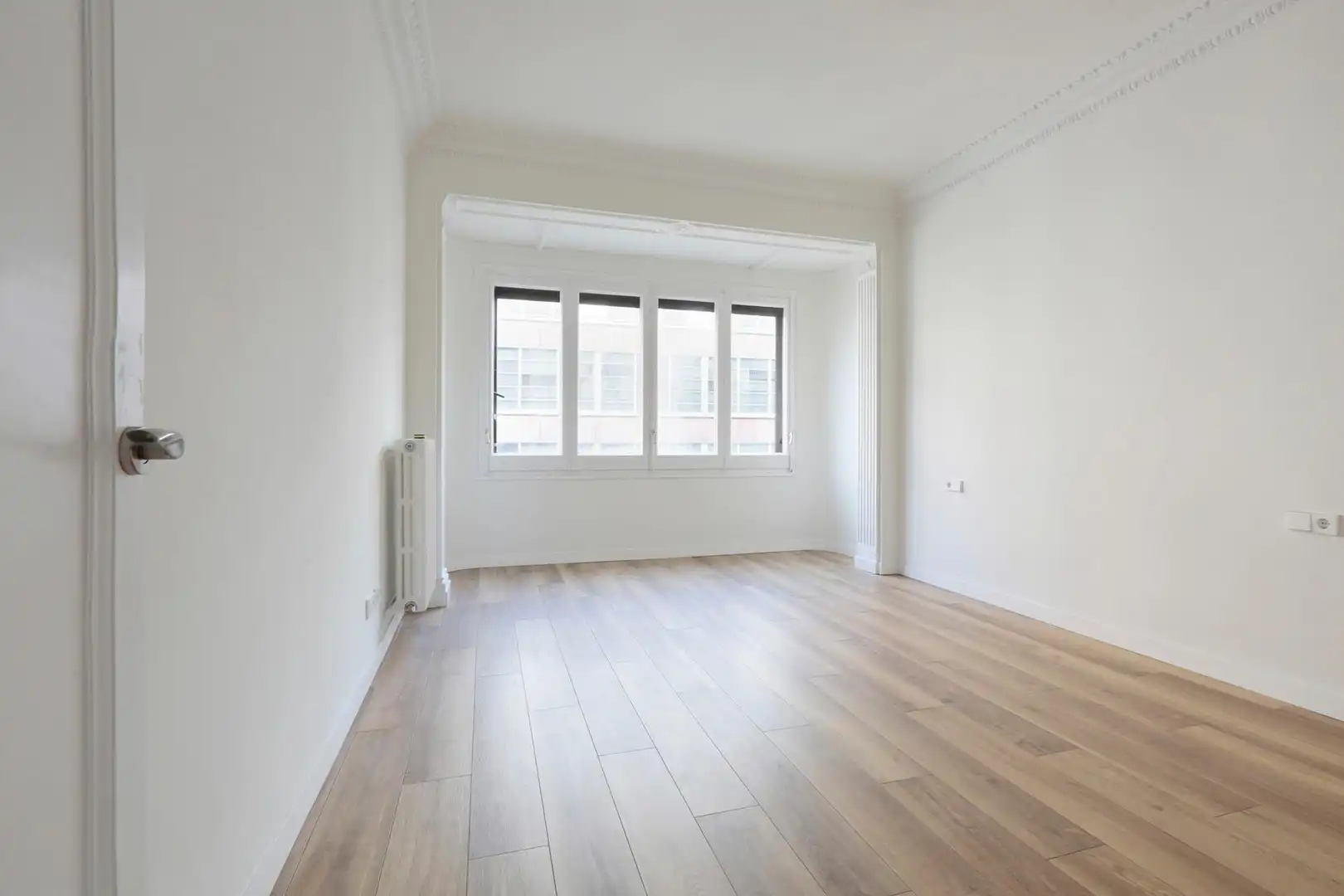 Flat for rent in Barcelona  with Air Conditioner, Heating and Parquet flooring