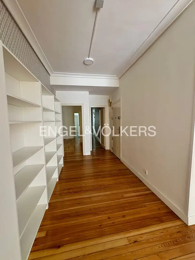 Piso en venta en Madrid con Aire acondicionado, Calefacción y Parquet
