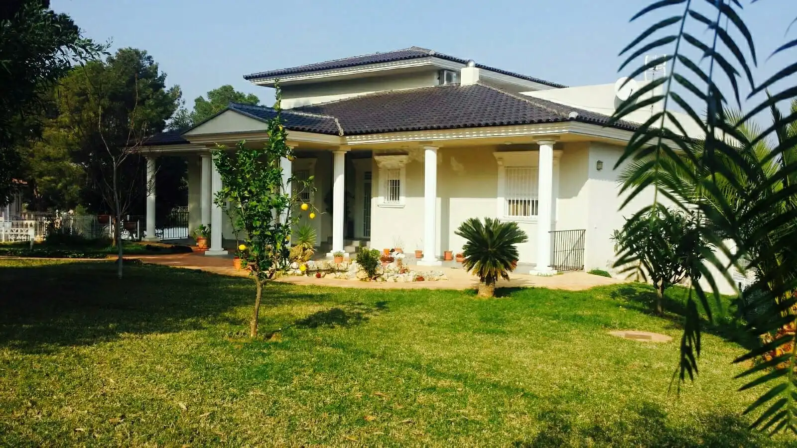 Vista exterior de Casa o xalet en venda en Picassent amb Calefacció, Jardí privat i Terrassa