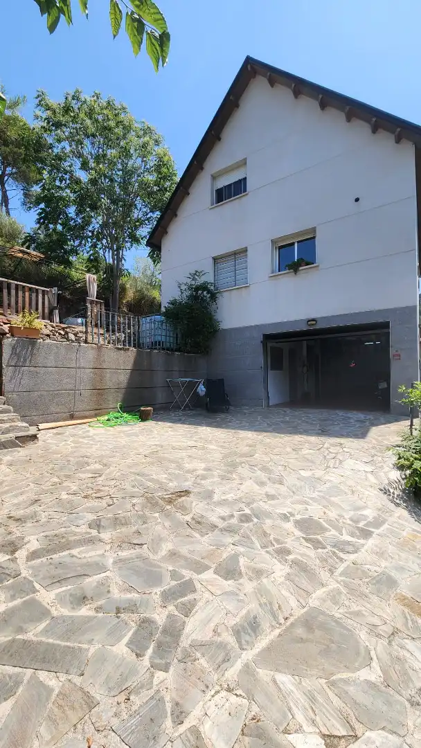Vista exterior de Casa o chalet en venta en Vallirana con Jardín privado, Parquet y Terraza