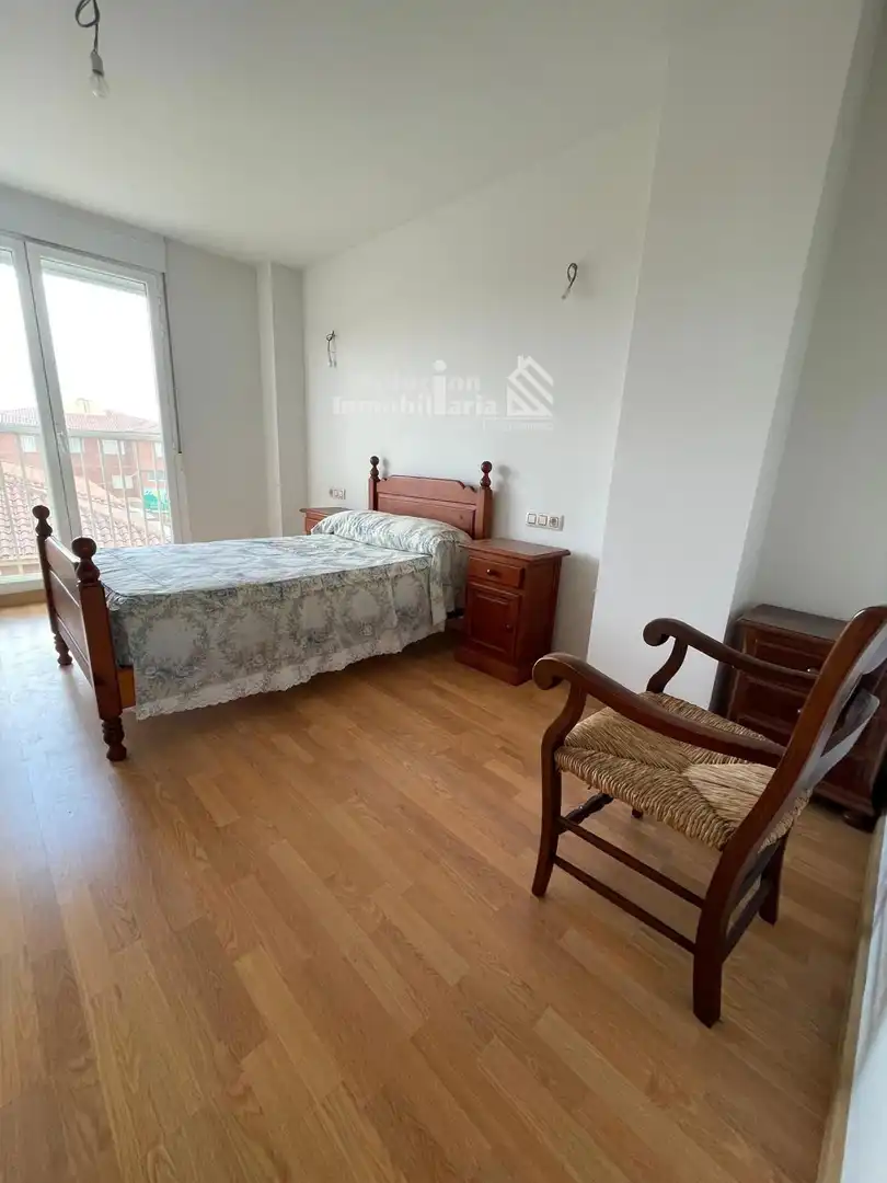 Bedroom of Attic for sale in Ledesma  with Heating, Terrace and Furnished