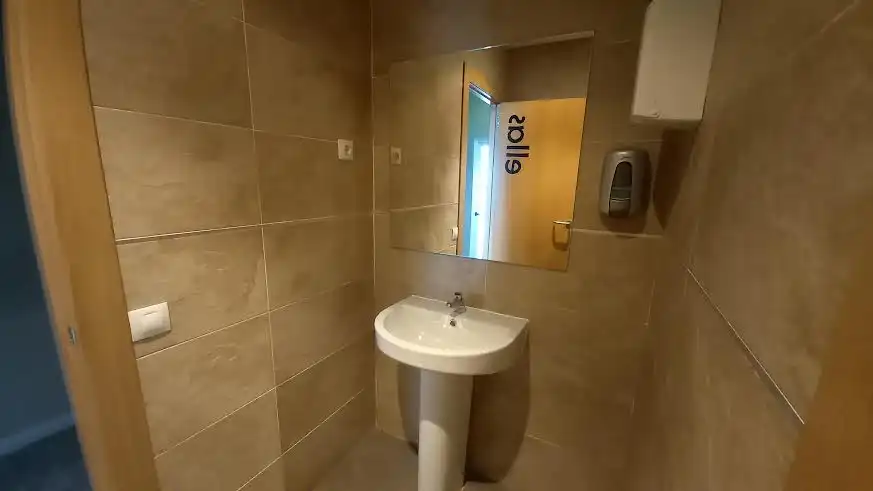 Business premises to rent in El Berrón - La Carrera, imagen 13