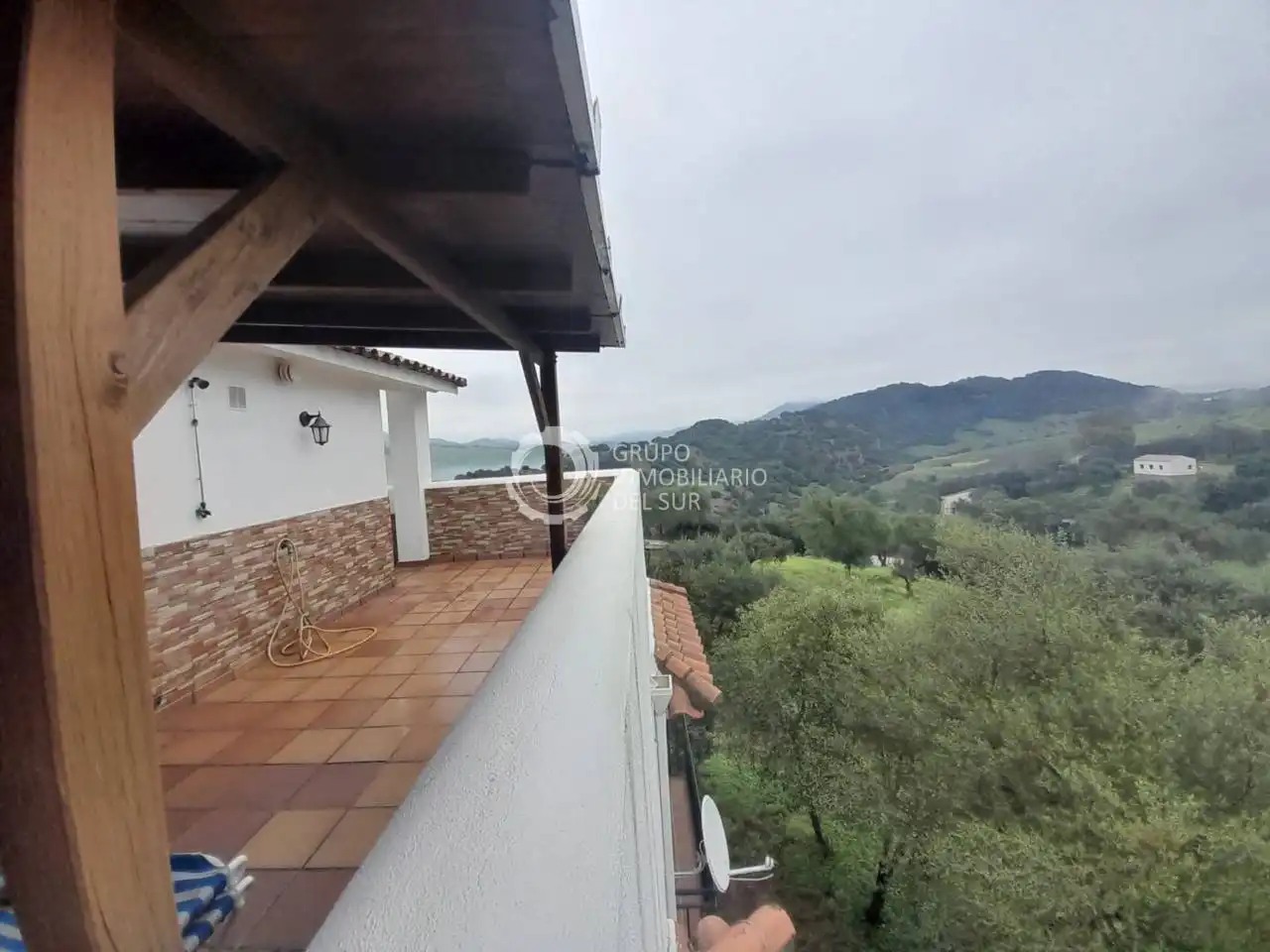 Terrassa de Casa o xalet en venda en Alcalá de los Gazules amb Terrassa, Moblat i Piscina comunitària