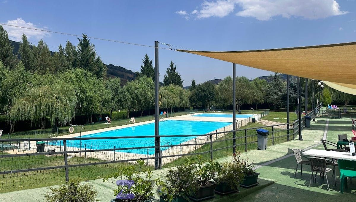 Swimming pool of Duplex to rent in Zorraquín  with Heating, Terrace and Swimming Pool