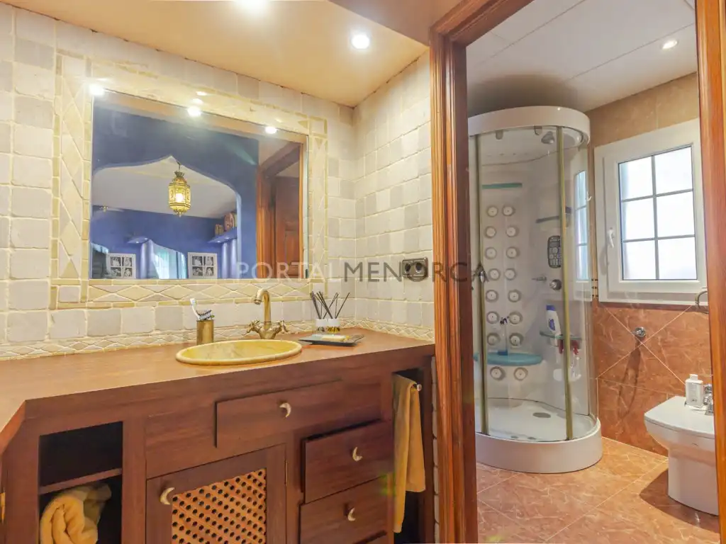 Baño de Finca rústica en venta en Maó - Mahón con Aire acondicionado, Jardín privado y Terraza