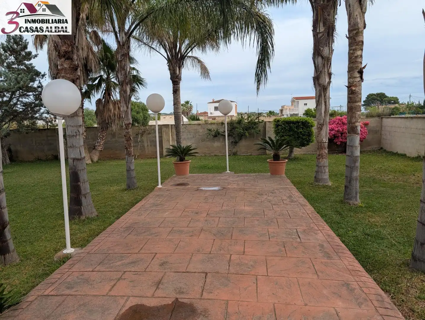 Terraza de Casa o chalet de alquiler en Picassent con Jardín privado y Piscina comunitaria