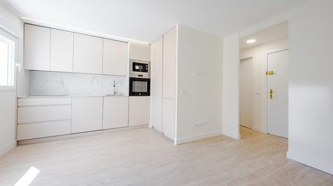 Photo 5 of Flat for sale in Calle Reyes Aizquibel, Valdeacederas, Madrid Capital