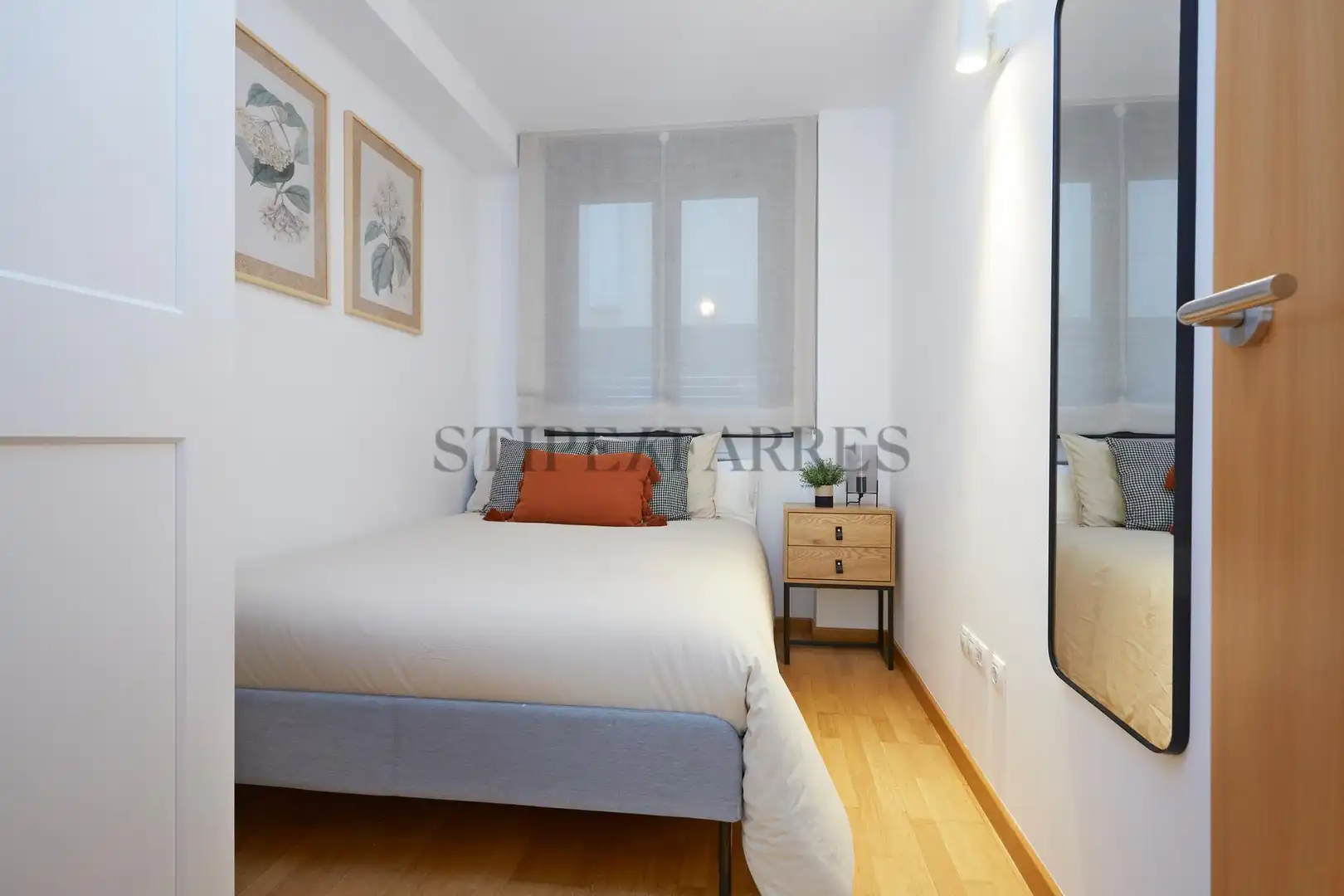 Habitación de Dúplex en venta en Barcelona con Aire acondicionado, Calefacción y Balcón