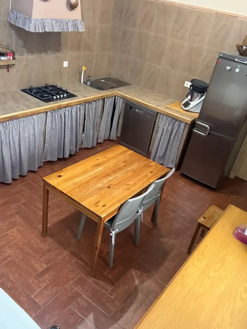 Cuina de Casa o xalet en venda en Villanueva del Río y Minas amb Aire condicionat, Jardí privat i Terrassa