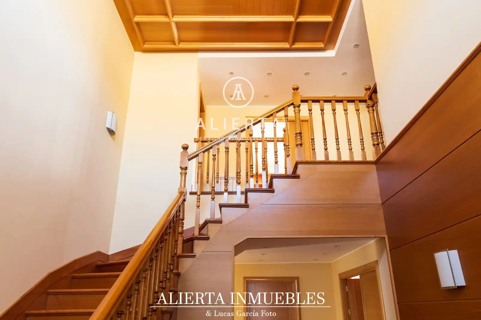 Houses for sale in Damas, San Juan de Mozarrifar