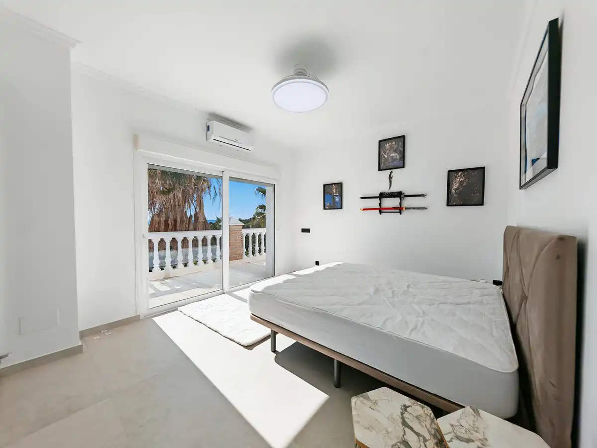 Dormitori de Casa o xalet en venda en Benalmádena amb Aire condicionat, Calefacció i Jardí privat