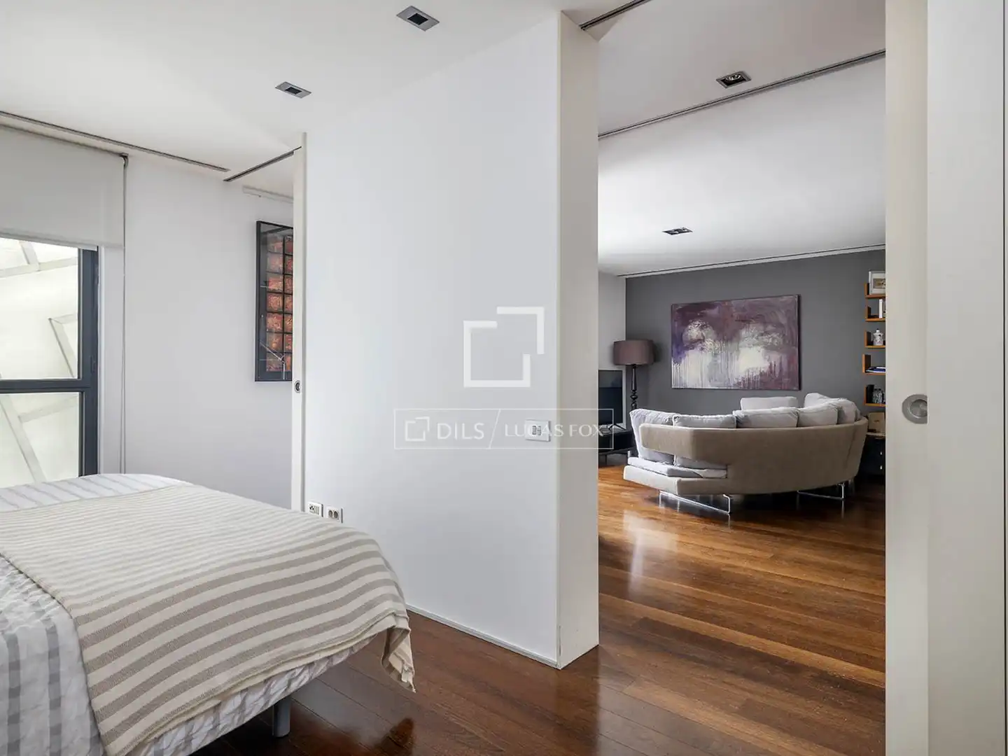 Flat for sale in Barcelona  with Air Conditioner, Heating and Parquet flooring