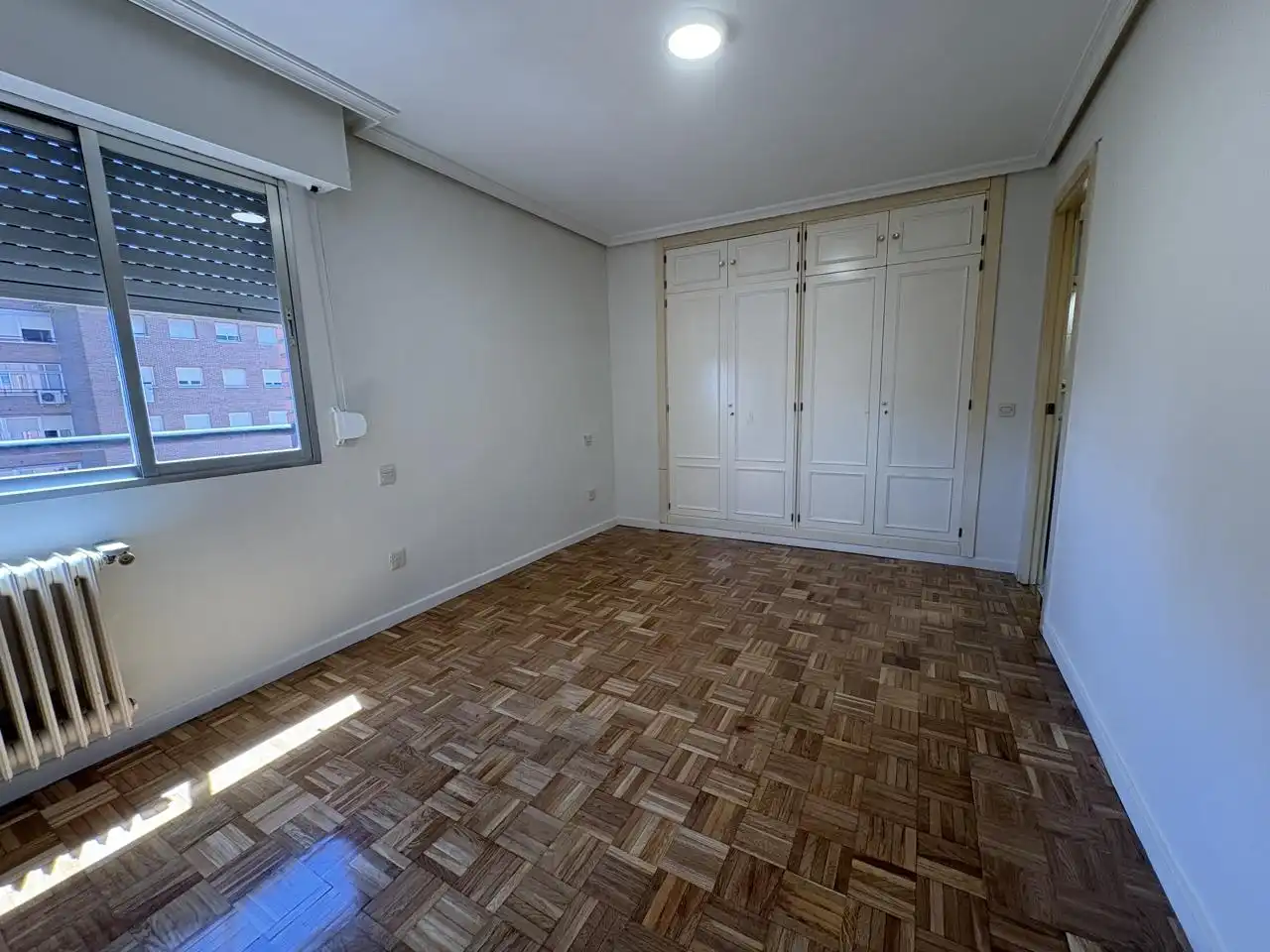Dormitori de Dúplex en venda en Madrid amb Calefacció i Parquet