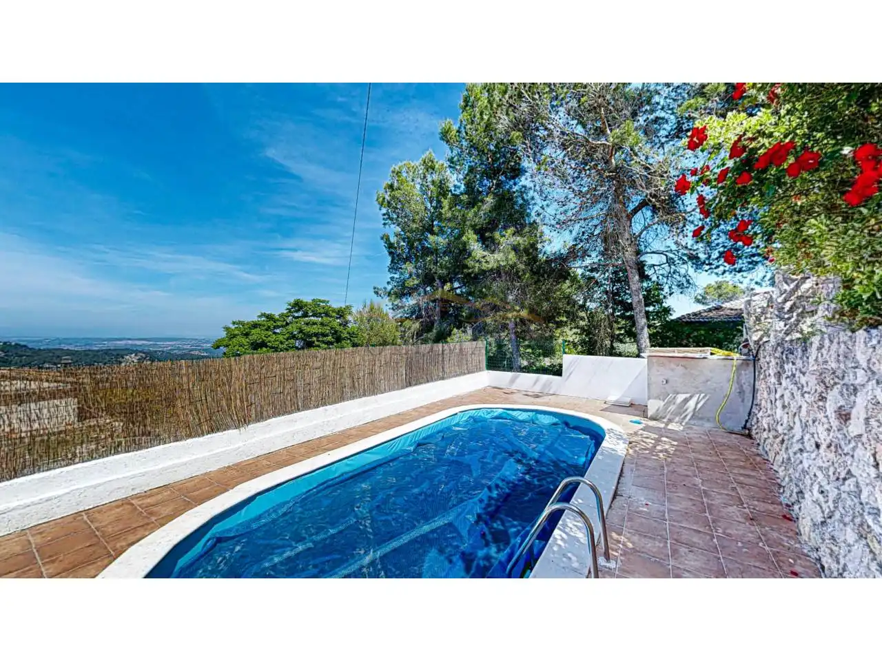 Piscina de Casa o xalet en venda en Corbera de Llobregat amb Aire condicionat, Jardí privat i Terrassa