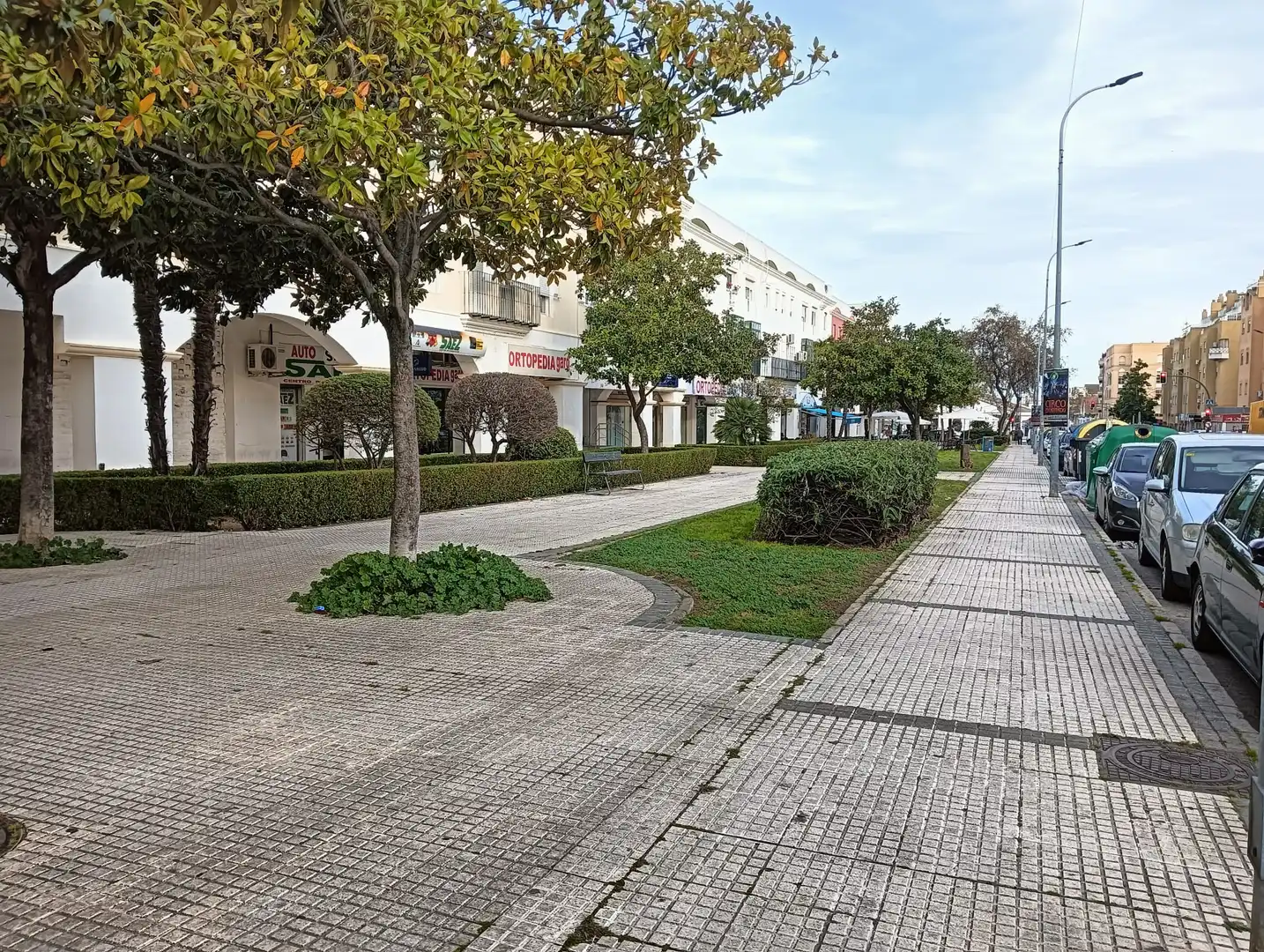 Locale commerciale in affitto a Calle Valdés 16, imagen 2
