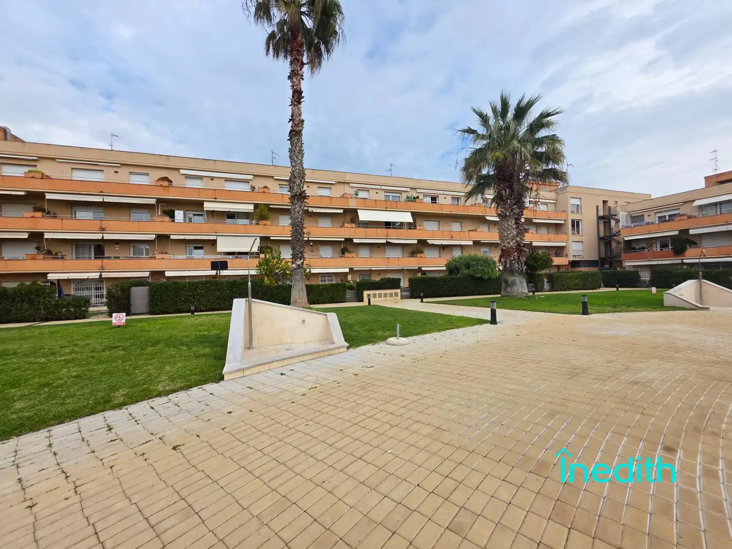 Casa adosada en venda a Passeig de la mar mediterrana, Marítim