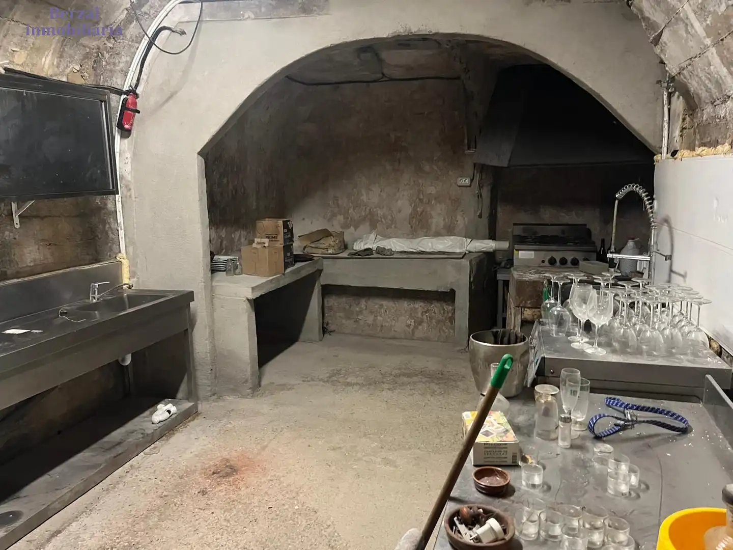 Kitchen of Commercial properties for sale in Baños de Ebro / Mañueta