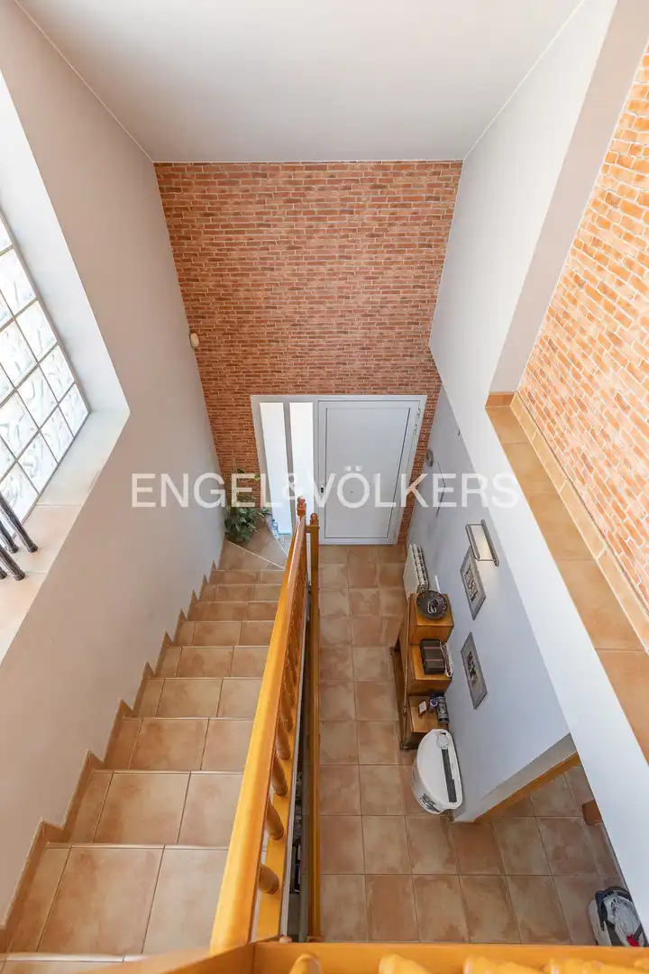 Haus oder Chalet zum Verkauf in Rubí mit Klimaanlage, Heizung und Terrasse