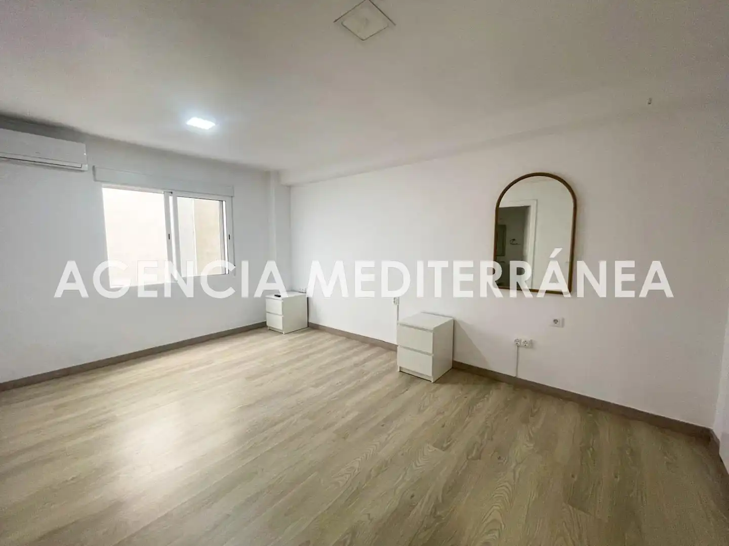 Wohnung zur Miete in Mont-Olivet