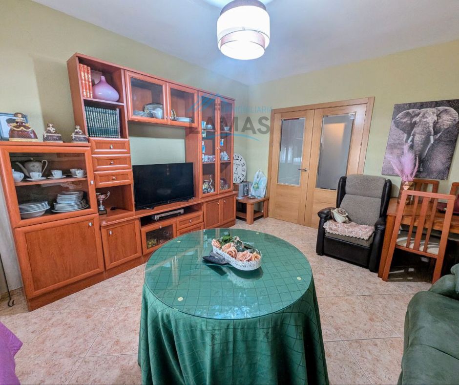 Living room of Flat for sale in Talayuela  with Air Conditioner, Terrace and Storage room