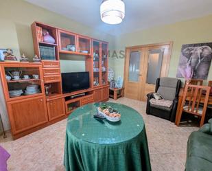Sala d'estar de Pis en venda en Talayuela amb Aire condicionat, Terrassa i Traster