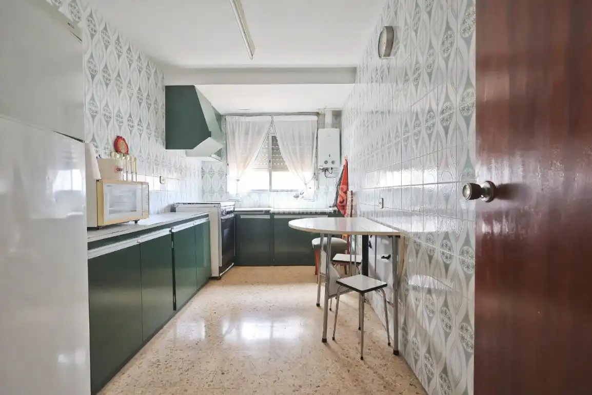 Kitchen of Flat for sale in Estivella  with Air Conditioner and Balcony