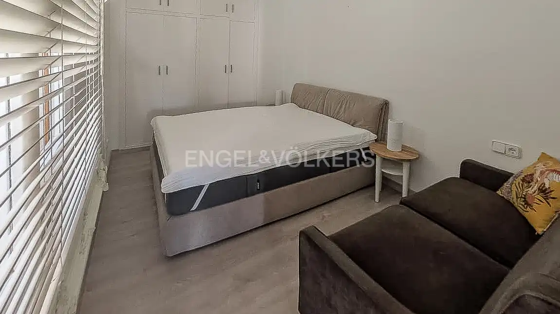 Dormitori de Àtic de lloguer en Sitges amb Aire condicionat, Calefacció i Terrassa