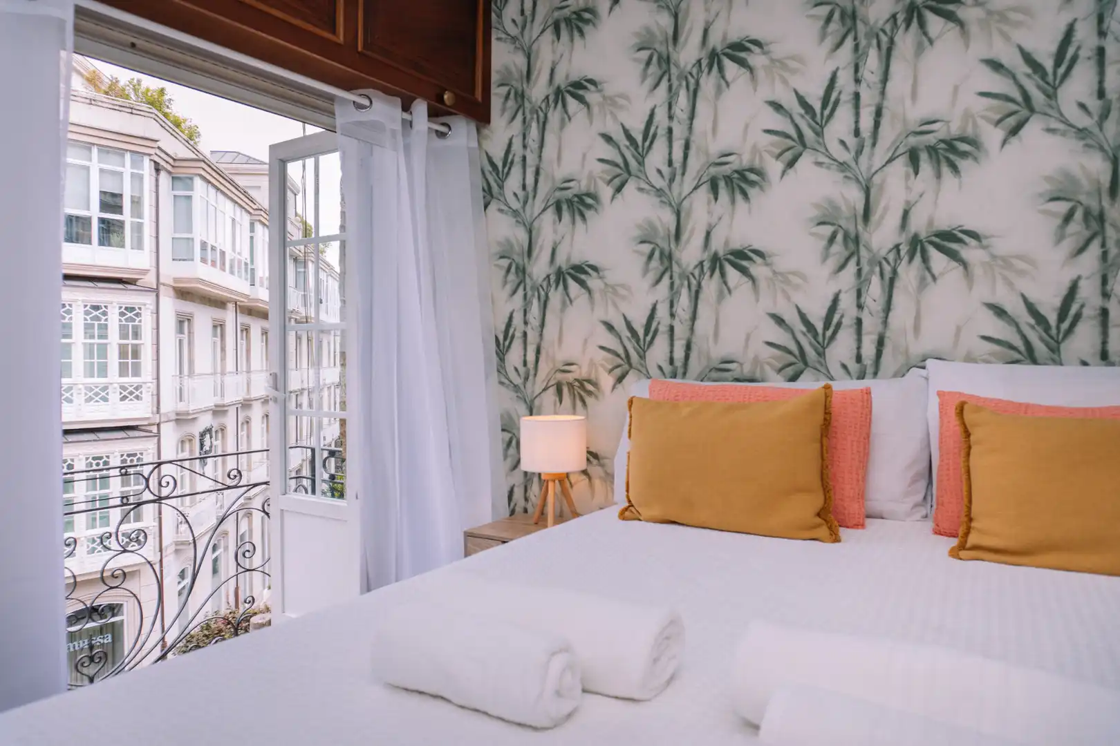 Habitación de Piso de alquiler en Vigo  con Parquet, Amueblado y Horno
